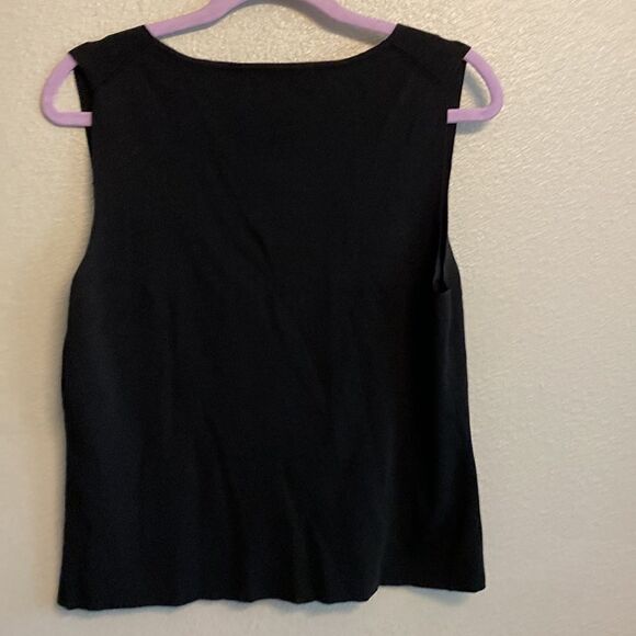 Studio G- black square neck tank- Size XL - Picture 3 of 5